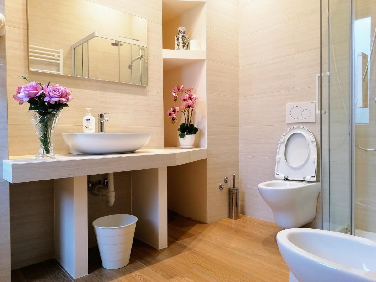 Central Domus Matera B&B Bagian luar foto