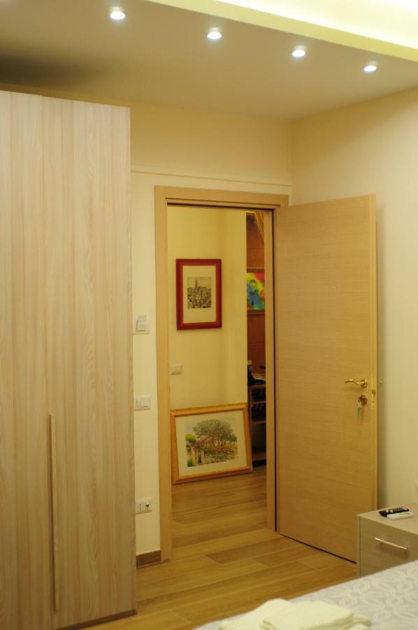 Central Domus Matera B&B Bagian luar foto