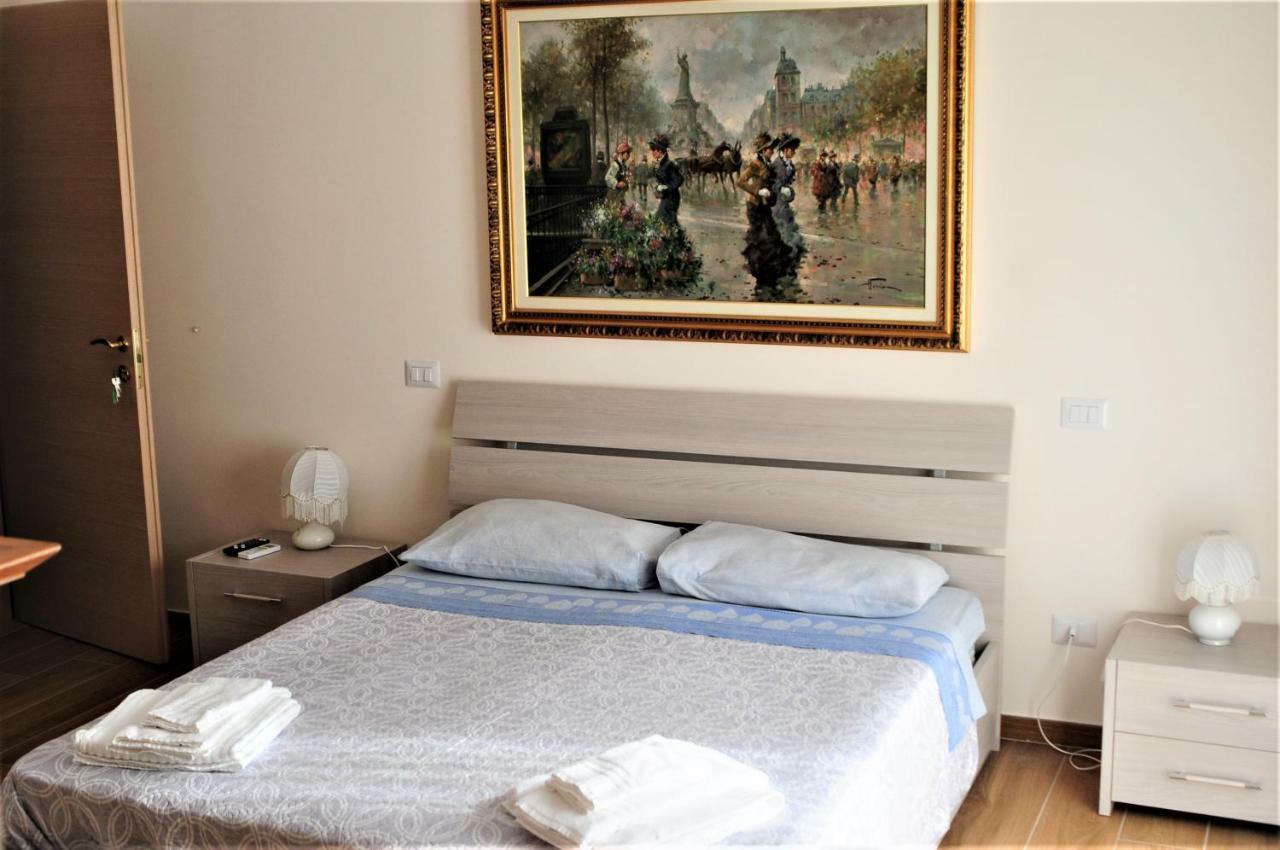 Central Domus Matera B&B Bagian luar foto