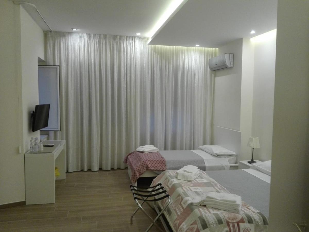 Central Domus Matera B&B Bagian luar foto